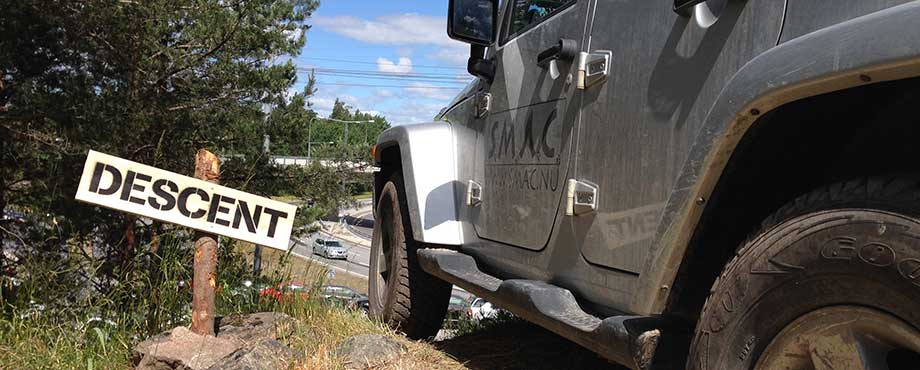 Jeep på terrängbana